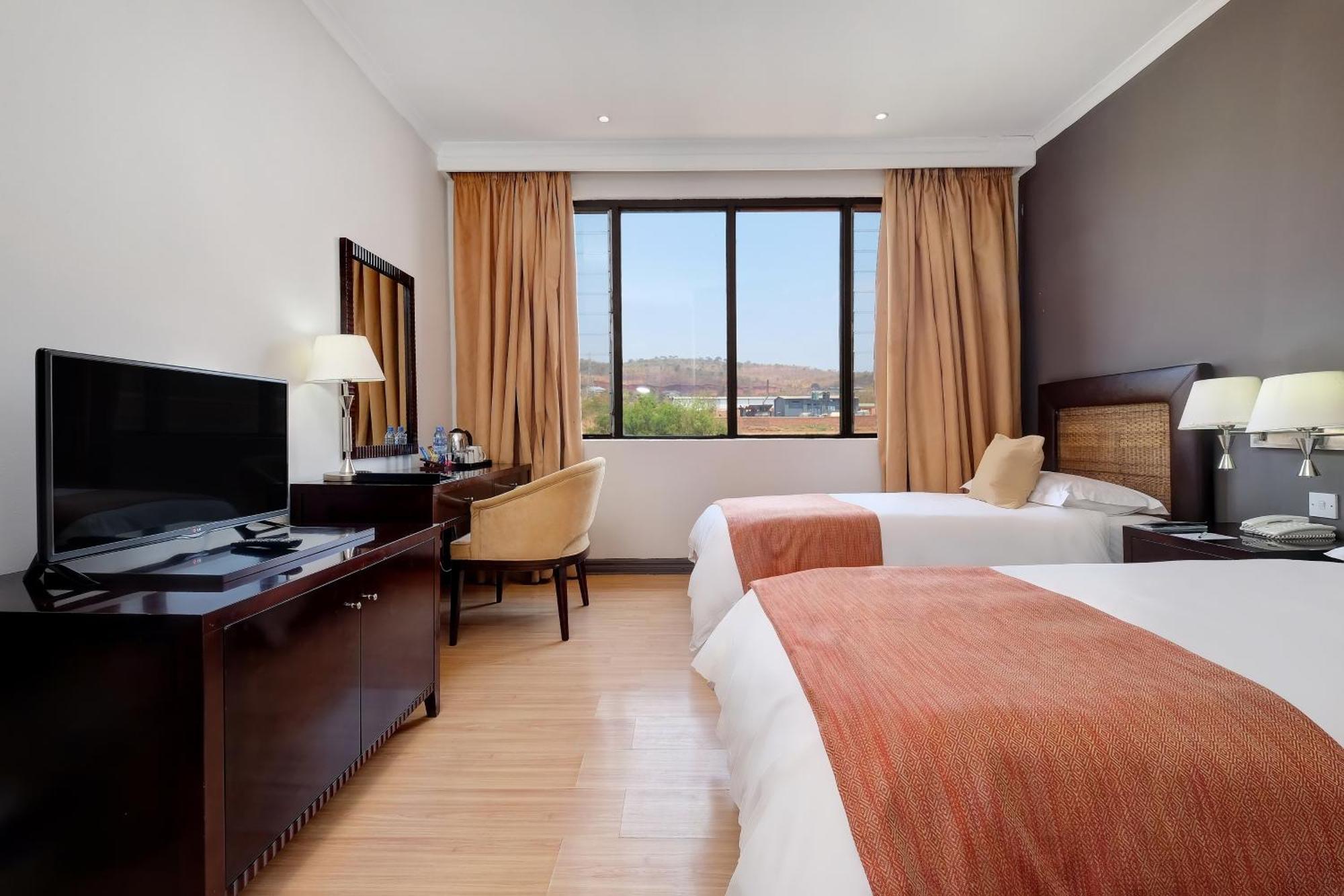 Protea Hotel By Marriott Chipata Exterior photo